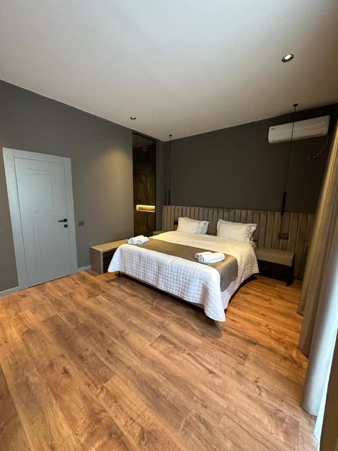 Hotel Gjallica Kukes Exteriér fotografie