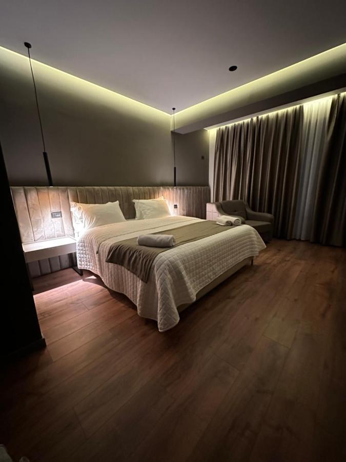 Hotel Gjallica Kukes Exteriér fotografie